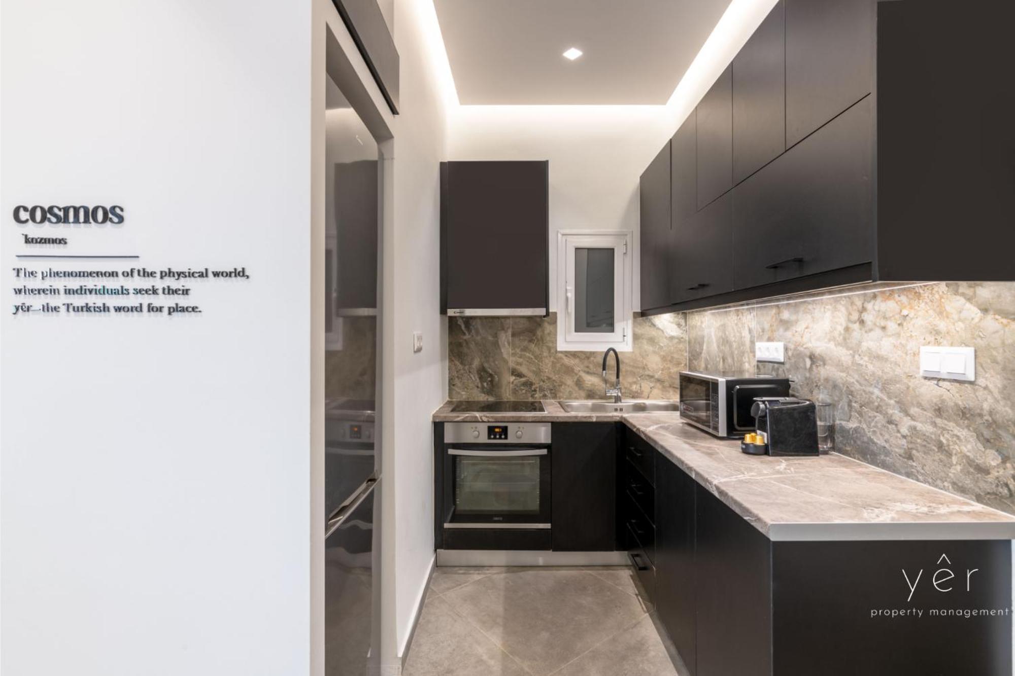 Nature-infused Vibes & Nightlife Apartment